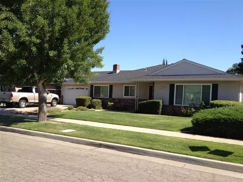 927 E Chennault Ave, Fresno, CA 93720 photo 1