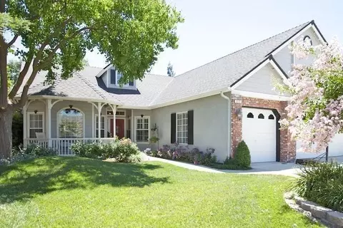 212 Athens Ave, Clovis, CA 93611 photo 1