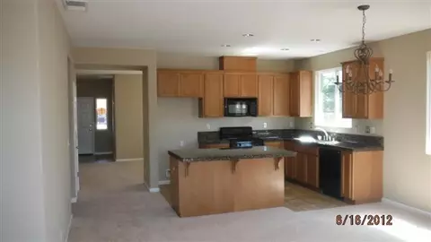1164 Laguna Way, Madera, CA 93638 photo 4