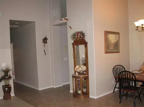 2124 Cromwell Ave, Clovis, CA 93611 photo 5