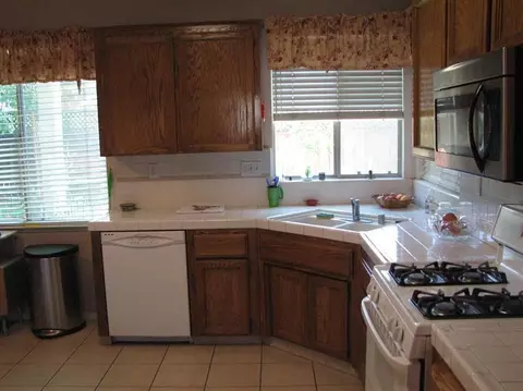 2124 Cromwell Ave, Clovis, CA 93611 photo 7