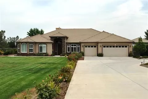 13410 E Bullard Ave, Clovis, CA 93619 photo 2