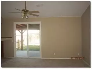 1125 Pine Ct, Lemoore, CA 93245 photo 5