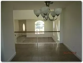 1078 Paradise Dr, Lemoore, CA 93245 photo 7