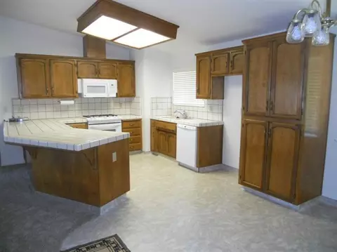 207 9th St, Clovis, CA 93612 photo 9