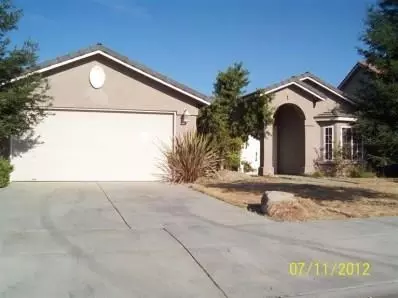 443 S Almond Ave, Kerman, CA 93630 photo 1