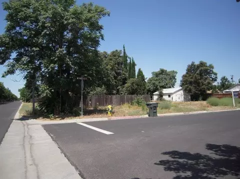316 N Argyle Ave, Clovis, CA 93612 photo 1