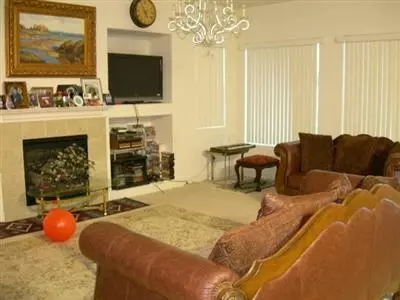 1951 N Duke Ave, Clovis, CA 93619 photo 9