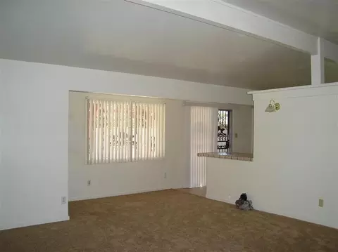 1605 James St, Sanger, CA 93657 photo 3
