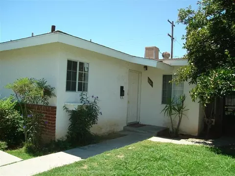 1605 James St, Sanger, CA 93657 photo 2
