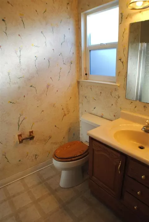 362 W Swift Ave, Clovis, CA 93612 photo 6