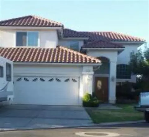 135 East Loop, Madera, CA 93637 photo 1