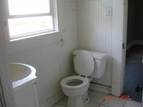 125 N L St, Madera, CA 93637 photo 6