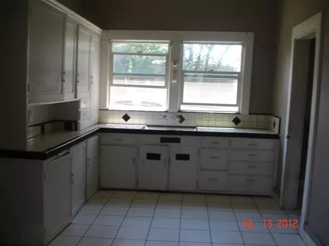 125 N L St, Madera, CA 93637 photo 8
