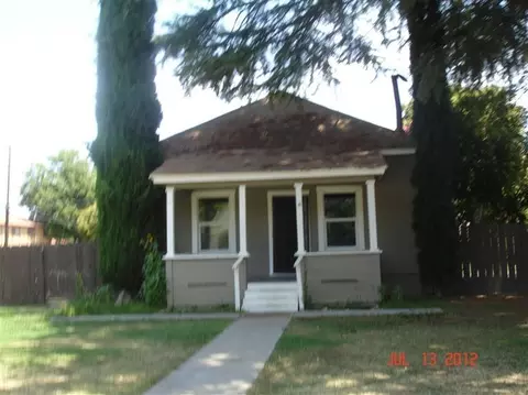 125 N L St, Madera, CA 93637 photo 1