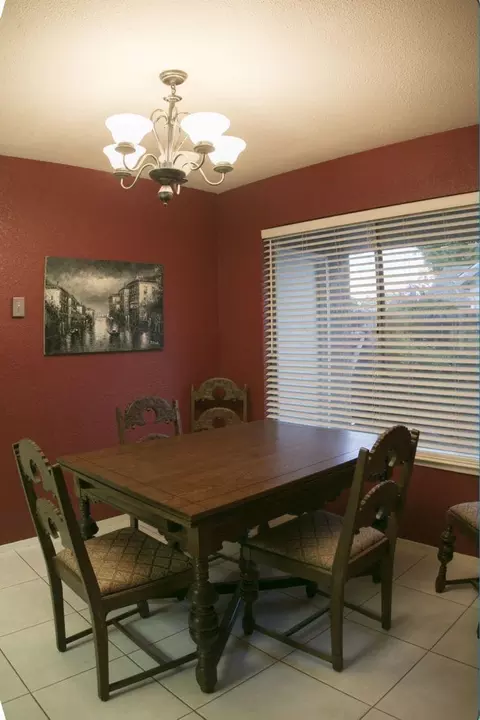 308 W Fremont Ave, Clovis, CA 93612 photo 4