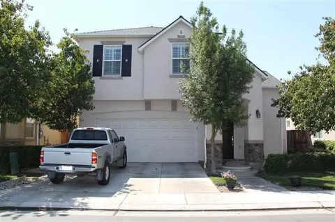 668 W Fontaine Ln, Clovis, CA 93619 photo 1