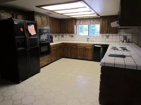 9343 N Fowler Ave, Clovis, CA 93619 photo 6