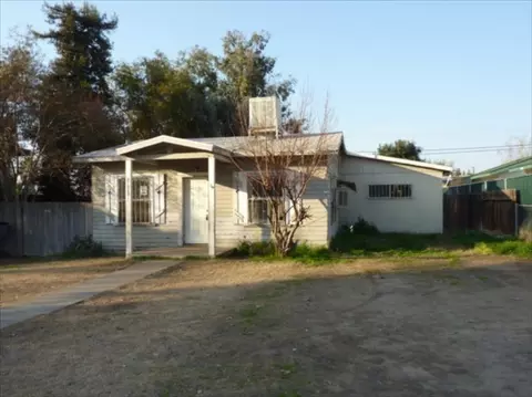 3053 E Grant Ave, Fresno, CA 93701 photo 1