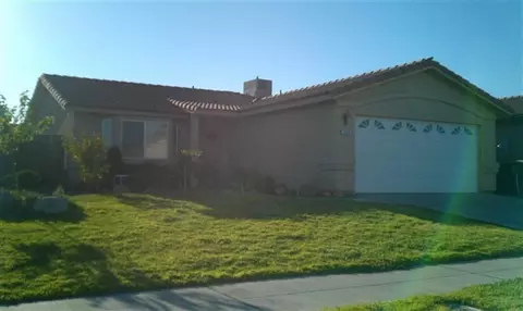 1860 Madison Dr, Madera, CA 93638 photo 1