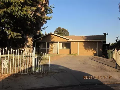 2103 Madison Ct, Chowchilla, CA 93610 photo 1