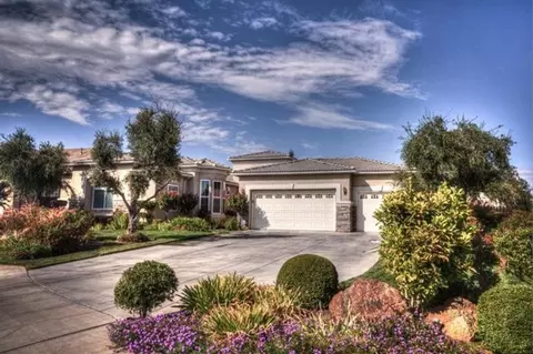1896 N Jasmine Ave, Clovis, CA 93619 photo 1