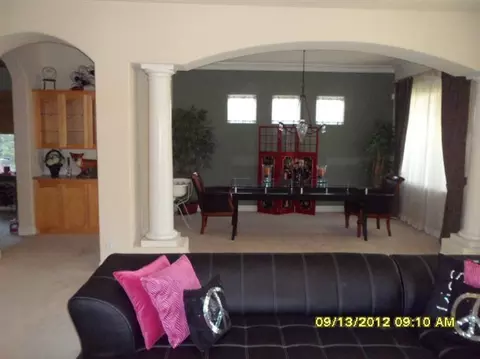 2372 Trenton Ave, Clovis, CA 93619 photo 2