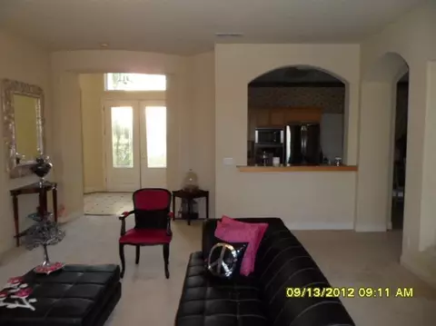 2372 Trenton Ave, Clovis, CA 93619 photo 3