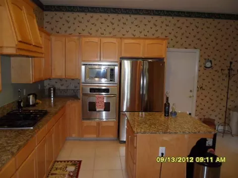 2372 Trenton Ave, Clovis, CA 93619 photo 7