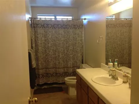 2392 Northview St, Selma, CA 93662 photo 5