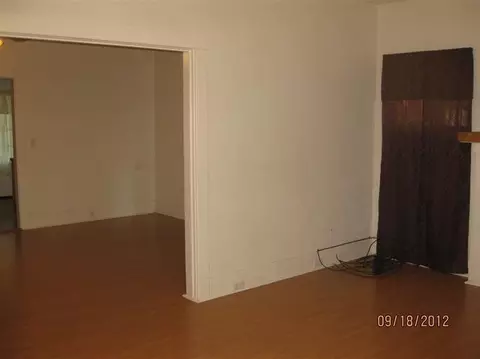 215 N L St, Madera, CA 93637 photo 8