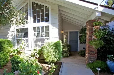 1172 Everett Ave, Fresno, CA 93720 photo 3