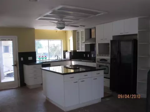 7319 Pinto Dr, Sanger, CA 93657 photo 3