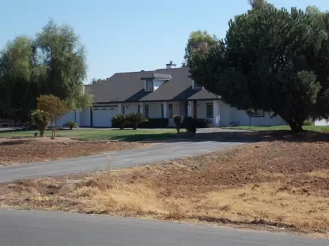 12033 E Cortland Ave, Sanger, CA 93657 photo 7