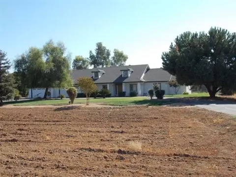 12033 E Cortland Ave, Sanger, CA 93657 photo 9