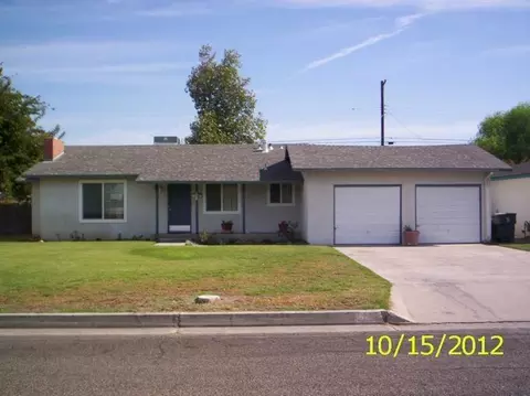 621 Willis Ave, Madera, CA 93637 photo 1