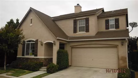 85 W Riviera Ln, Clovis, CA 93619 photo 1