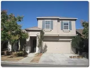 671 W Lisbon Ln, Clovis, CA 93619 photo 1