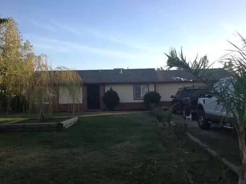 28300 Oregon Ave, Madera, CA 93638 photo 1