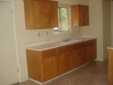 2903 W Granger St, Caruthers, CA 93609 photo 2