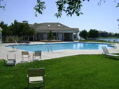 4861 N Crystal Springs Ct, Clovis, CA 93619 photo 4