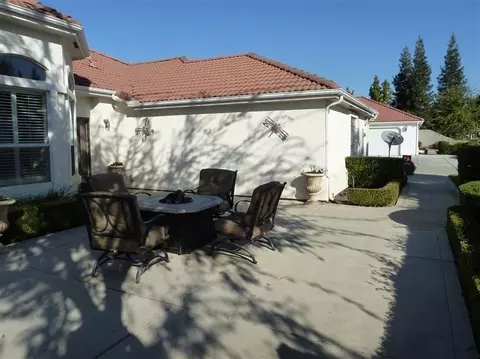 35185 Mustang Ln, Madera, CA 93636 photo 9