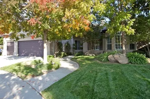 1173 N Cherry Ln, Clovis, CA 93611 photo 1