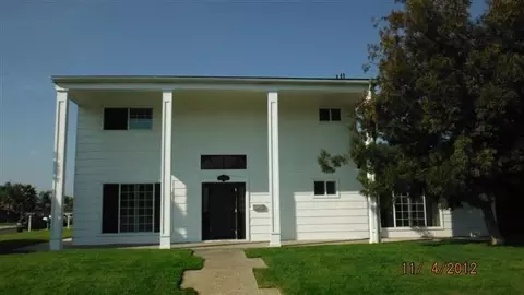 3607 Allan St, Selma, CA 93662 photo 1