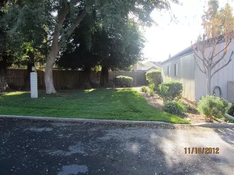 1738 Tollhouse Ln, Clovis, CA 93611 photo 2