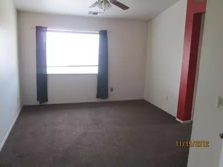 1402 Filbert St, Madera, CA 93637 photo 6