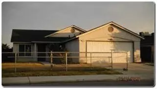 2832 Peach St, Selma, CA 93662 photo 1