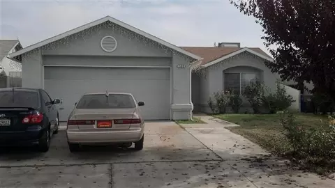 200 Hadar Ave, Parlier, CA 93648 photo 1