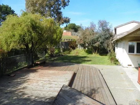 201 Devonshire St, Vallejo, CA 94591 photo 17