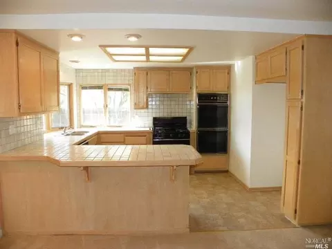201 Devonshire St, Vallejo, CA 94591 photo 5